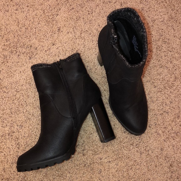 JustFab Carolina Sweater Cuff Bootie Size 11 - Picture 5 of 6